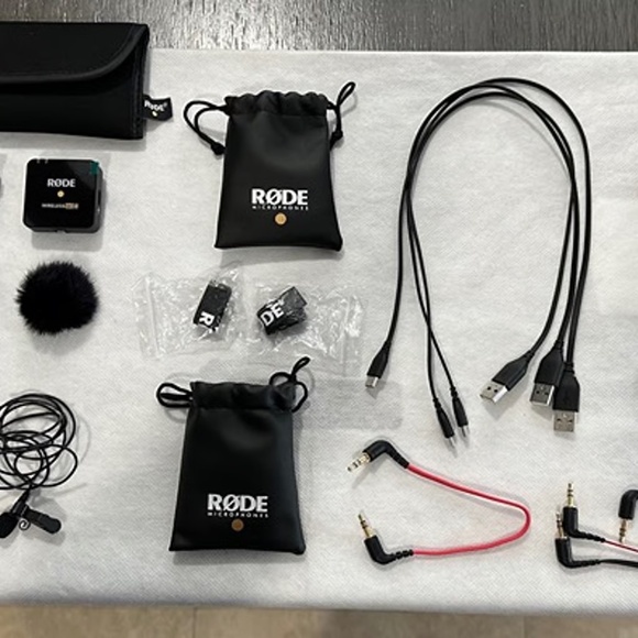 Rode Mic Wireless Go / (2) Smart Lav+/ (2) Sc3 / Sc11/ Dcs-1 Mount **BUNDLE** - Picture 3 of 7